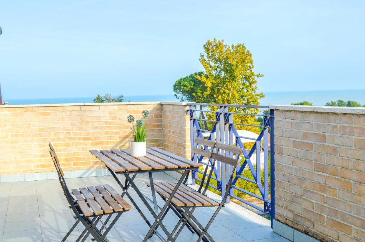 Homiday - Bay Village Apartment Pineto