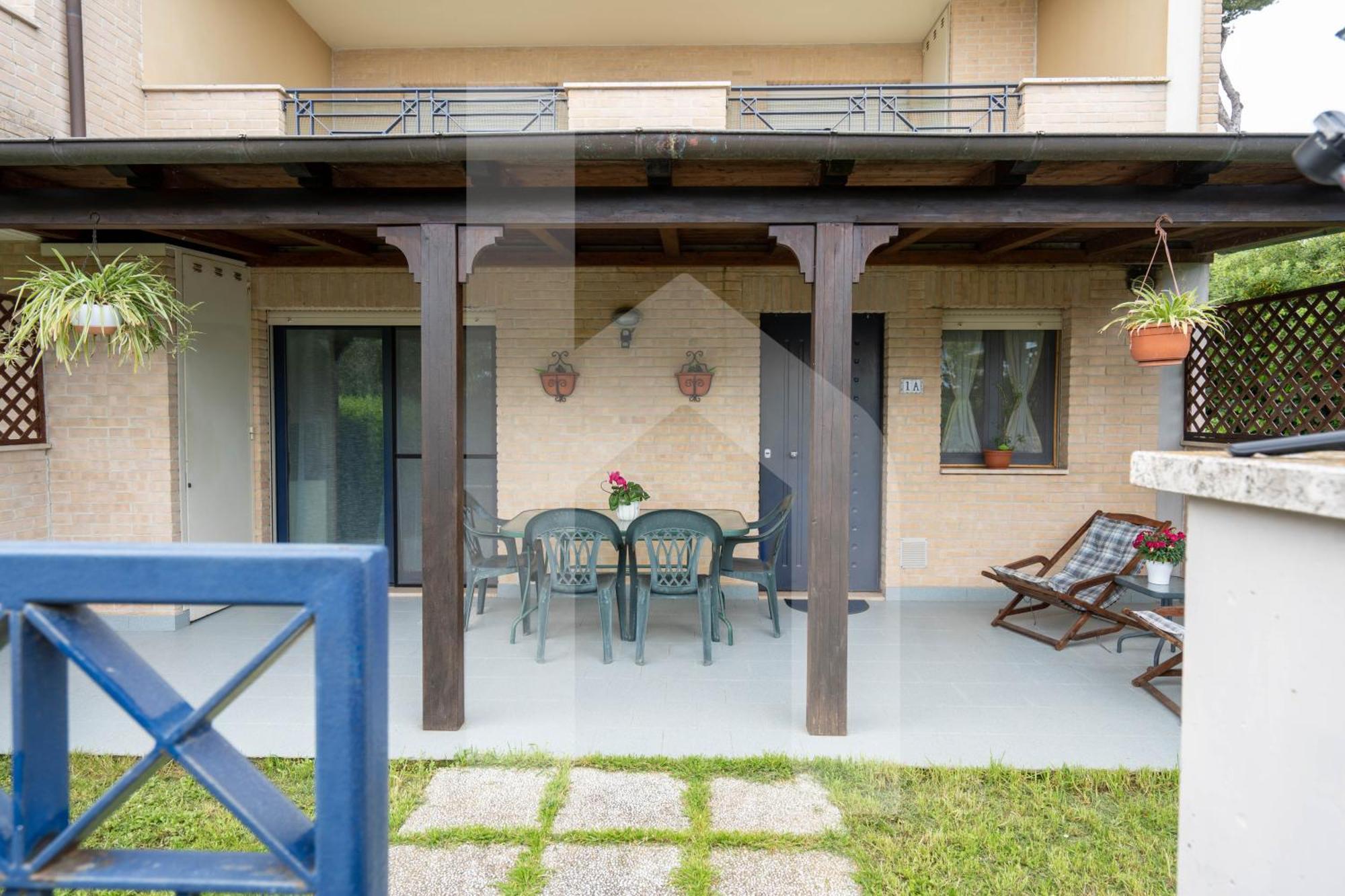Homiday - Bay Village Apartment Pineto